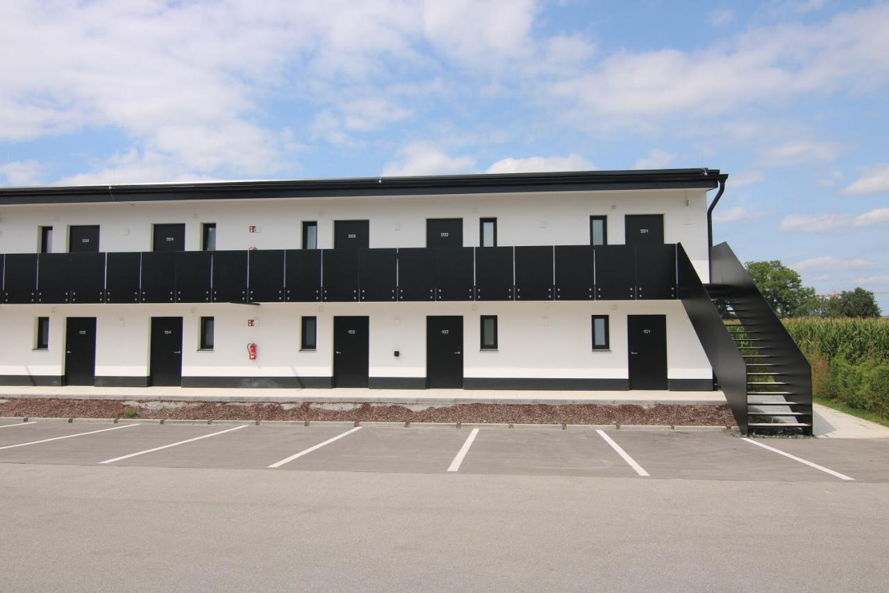 To Hotel By Wmm Hotels Торгау Екстериор снимка